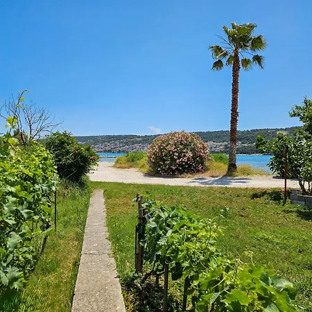 Domenica By Interhome *