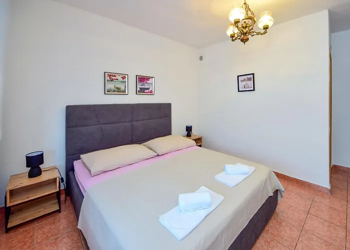 Domenica By Interhome Apartmán